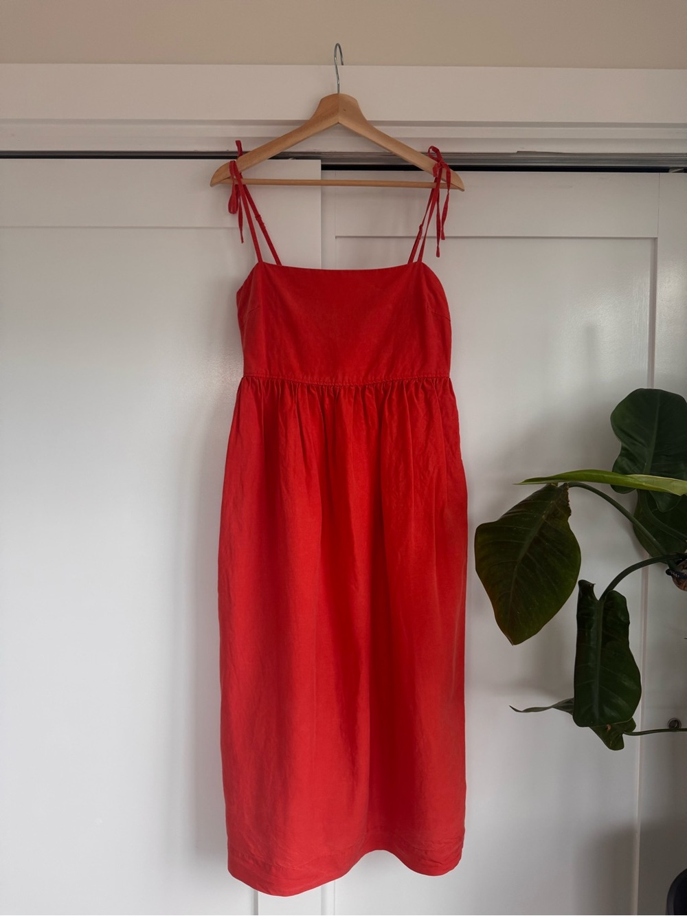UNIQLO Coral Orange/Red Smocked Dress - S